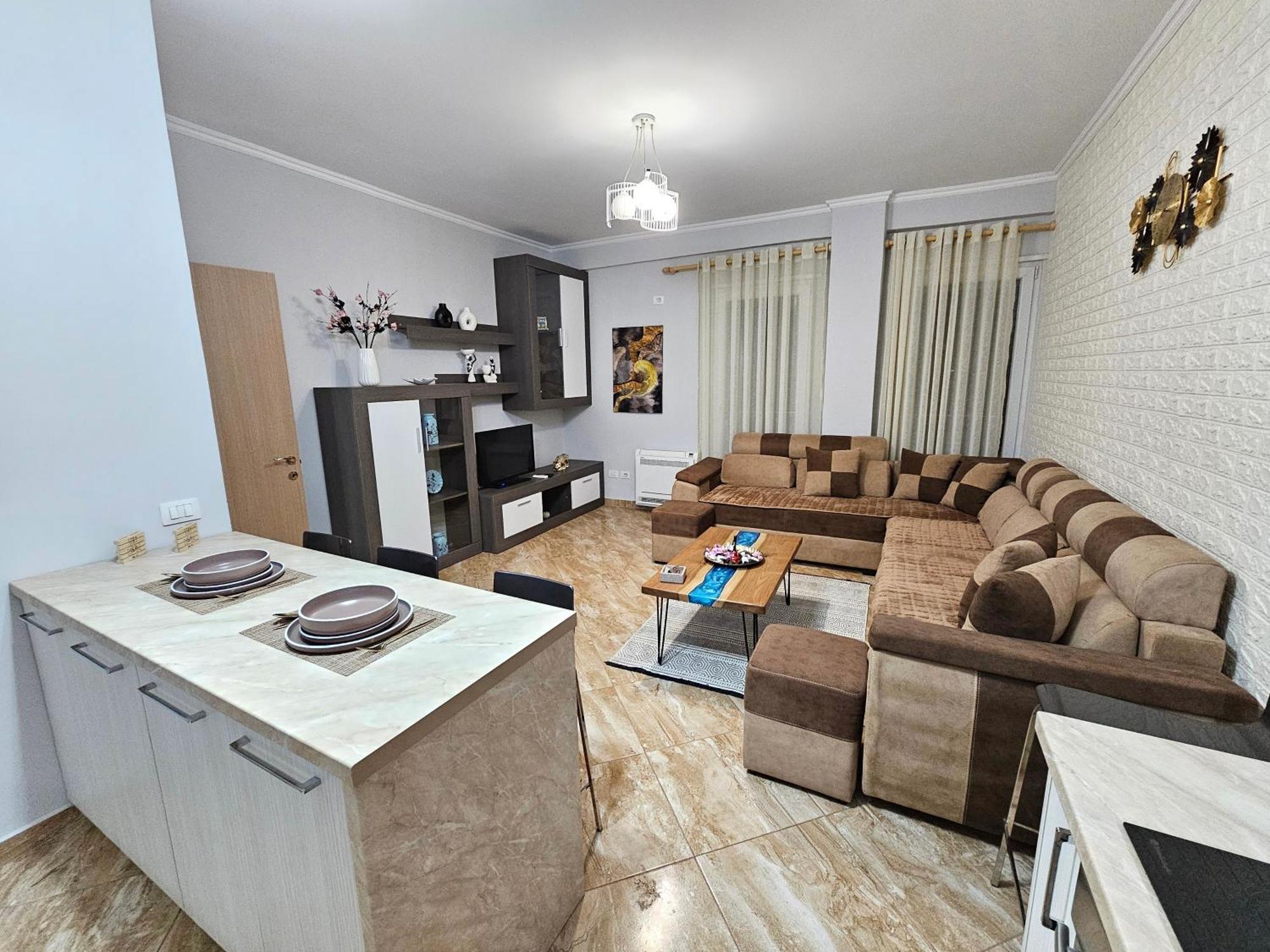 Daily Center Durrës